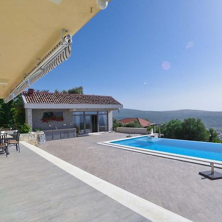 Verbalj Apartment With Swimming Pool Kotor Exteriér fotografie