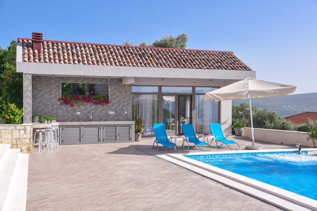 Verbalj Apartment With Swimming Pool Kotor Exteriér fotografie
