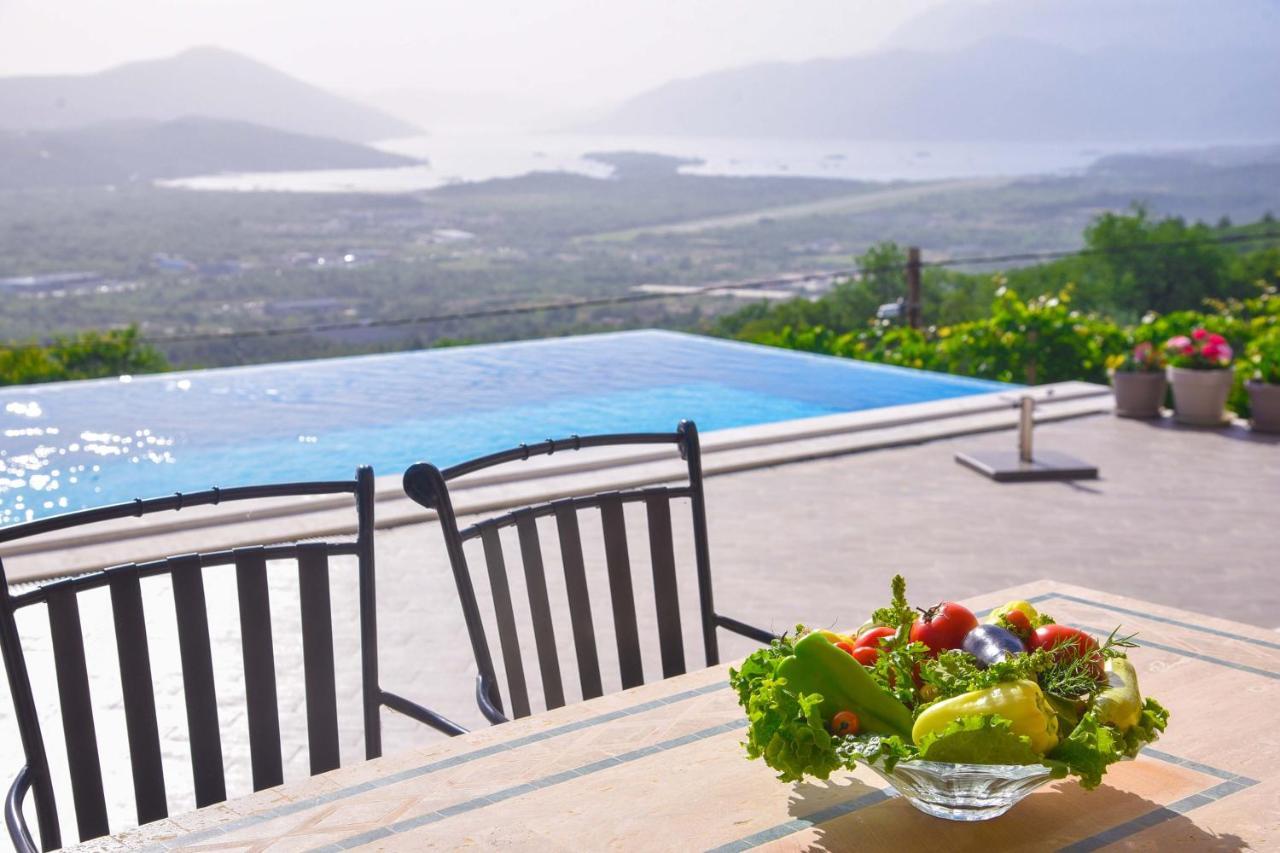 Verbalj Apartment With Swimming Pool Kotor Exteriér fotografie