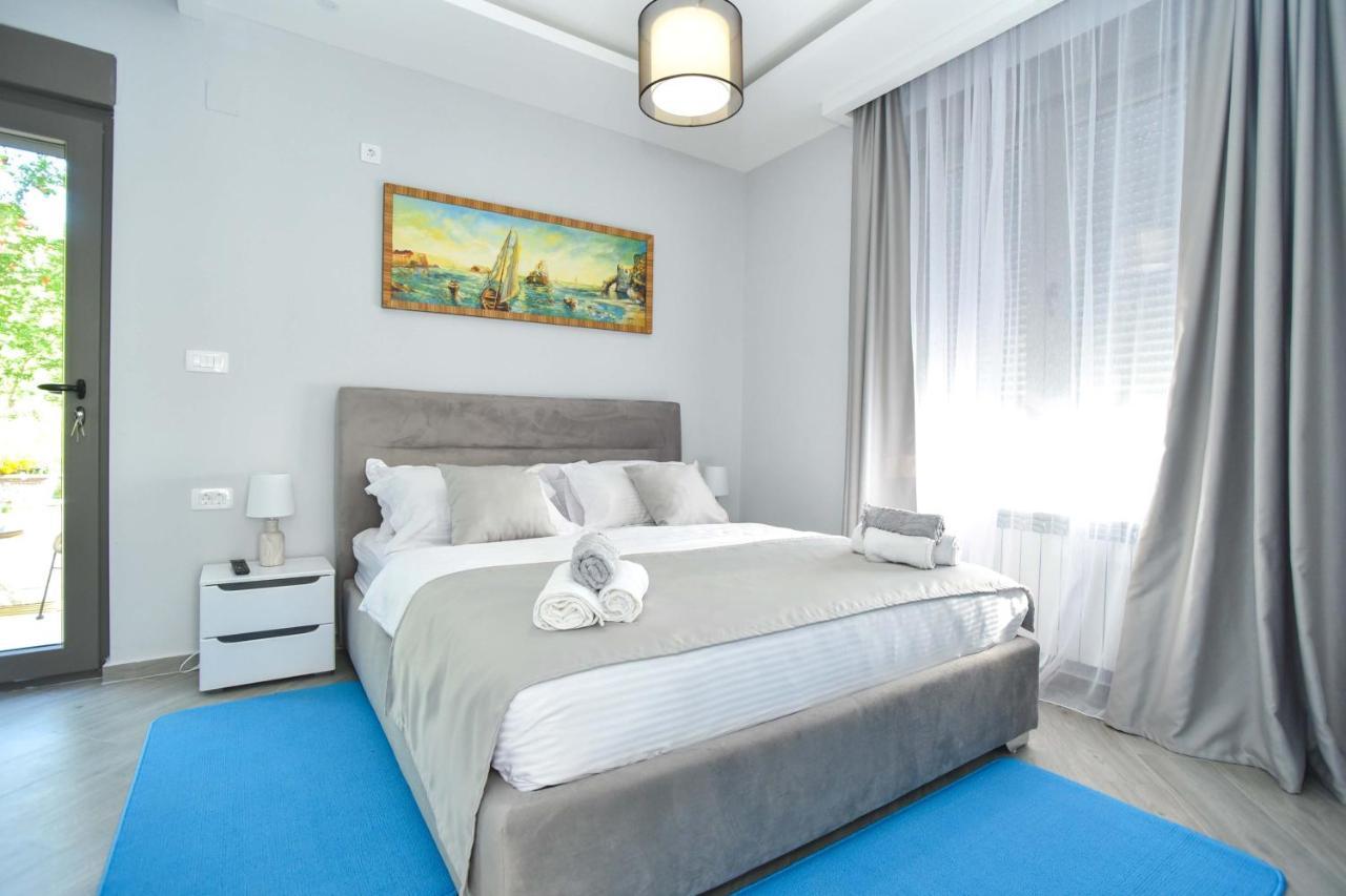 Verbalj Apartment With Swimming Pool Kotor Exteriér fotografie
